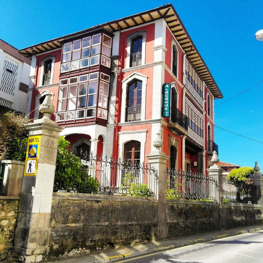 Albergue La Casona Del Peregrino Llanes Dış mekan fotoğraf