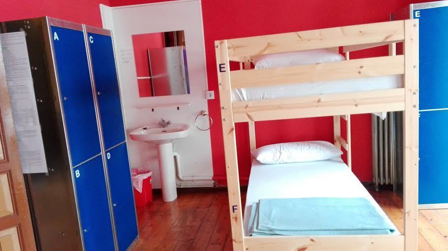 Albergue La Casona Del Peregrino Llanes Dış mekan fotoğraf